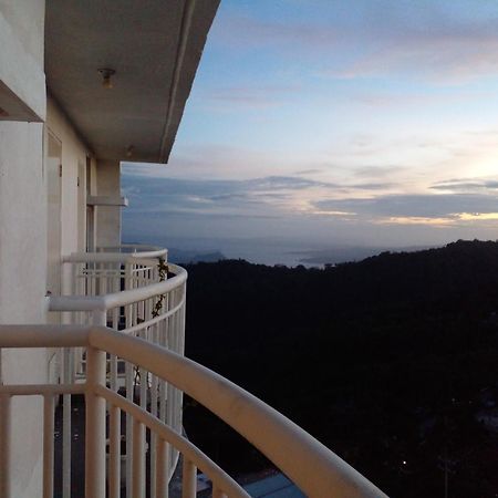 Condo With Free Swimming Pool & Viewing Deck Tagaytay City Zimmer foto