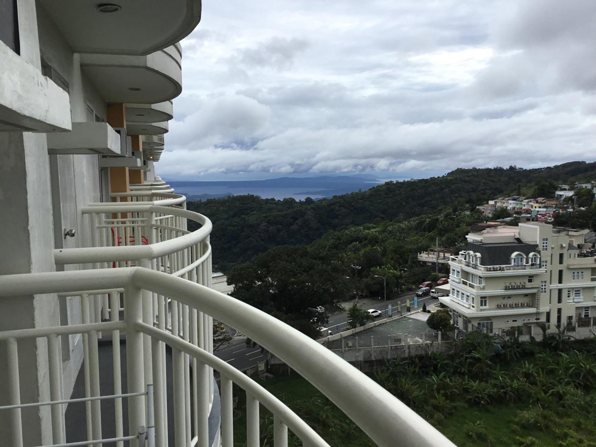 Condo With Free Swimming Pool & Viewing Deck Tagaytay City Zimmer foto